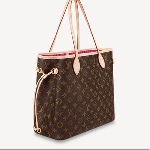 Louis Vuitton MM Never Full. Bought June of 2020